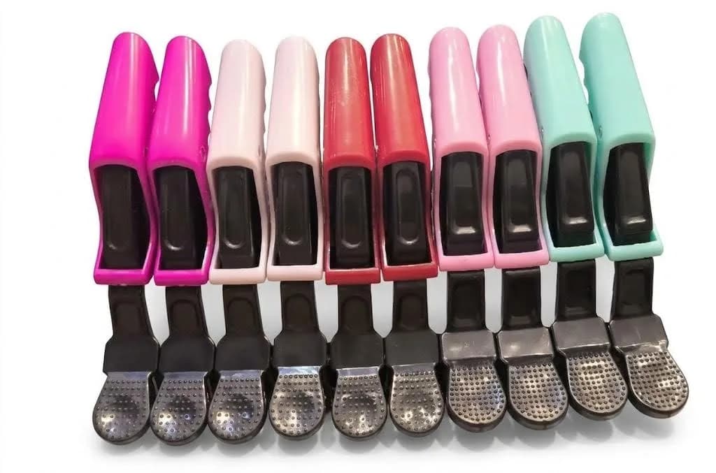PINCE A CEHEVEUX DE COIFFURE