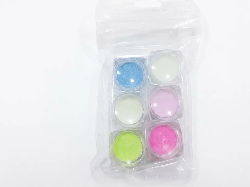 POUDRE A PIGMENT LUMINEUX POUR ONGLES